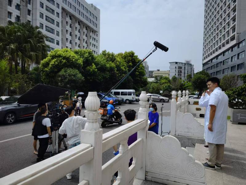 洛隆县广告片拍摄公司低成本实现高规格制作的诀窍